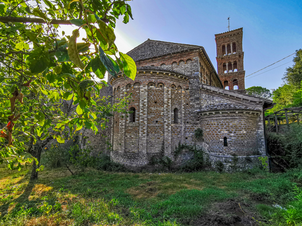 Visita presso l'Abbazia di San Giovanni in Argentella e Il Castello di Palombara Sabina
